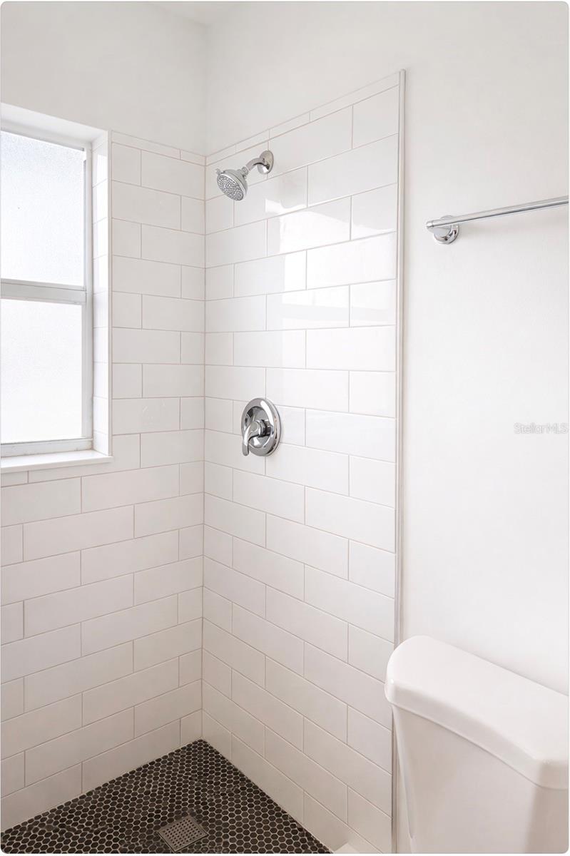 Image 14 of 21 For 4172 Tarpon Road