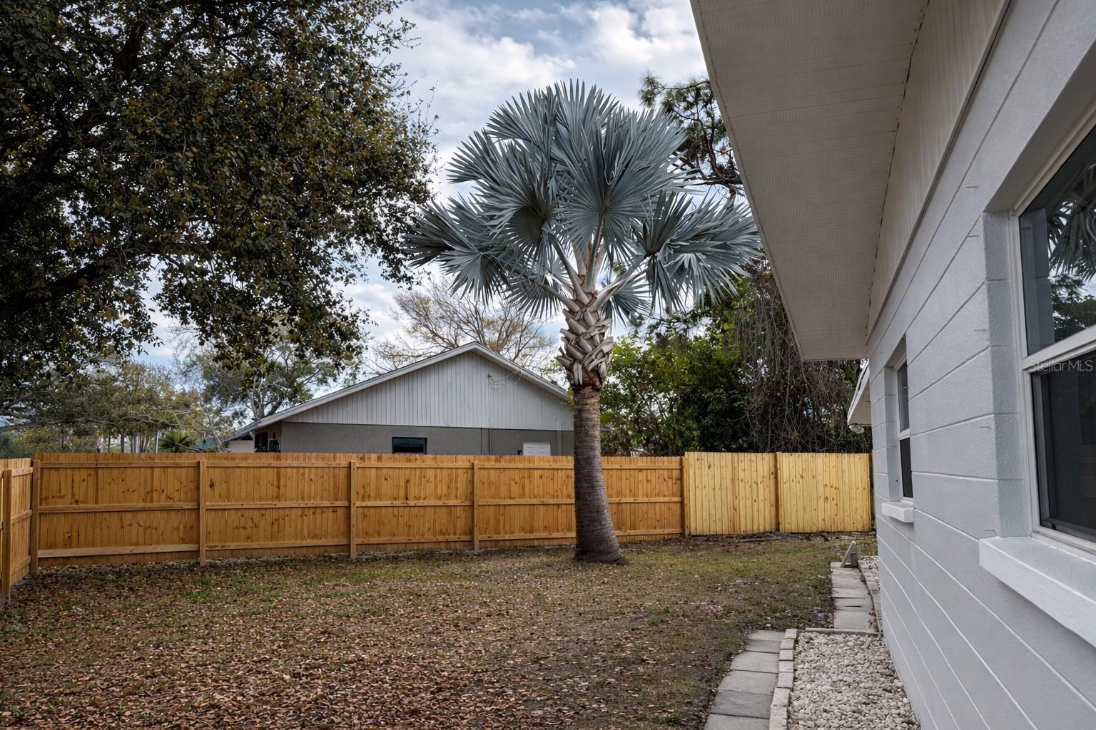 Image 18 of 21 For 4172 Tarpon Road