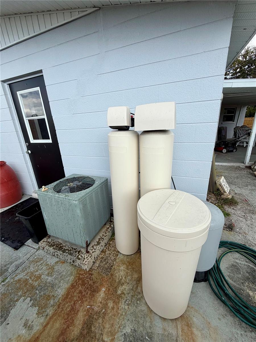 Image 19 of 21 For 4172 Tarpon Road