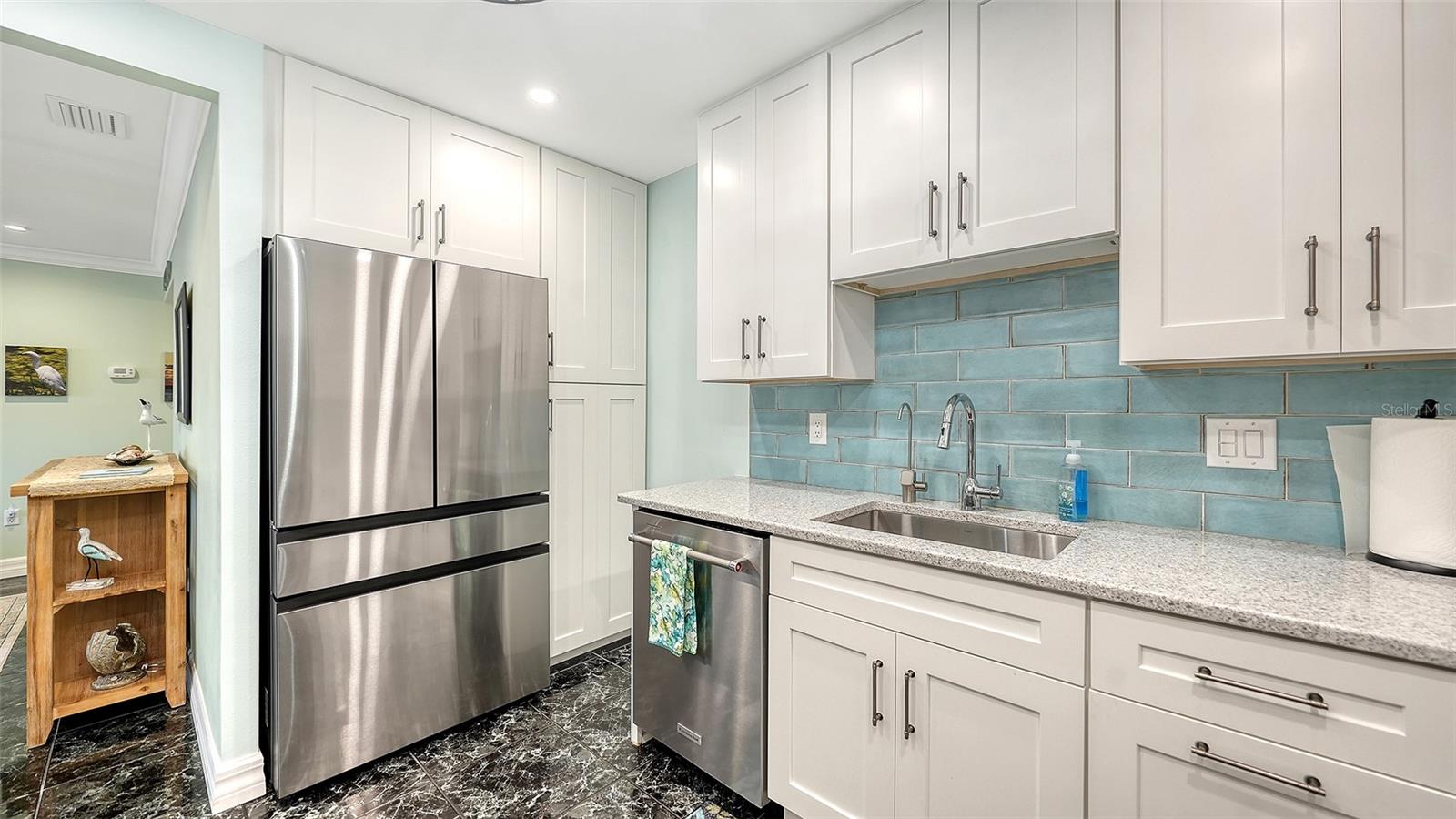 Image 12 of 35 For 1200 East Peppertree Lane  302