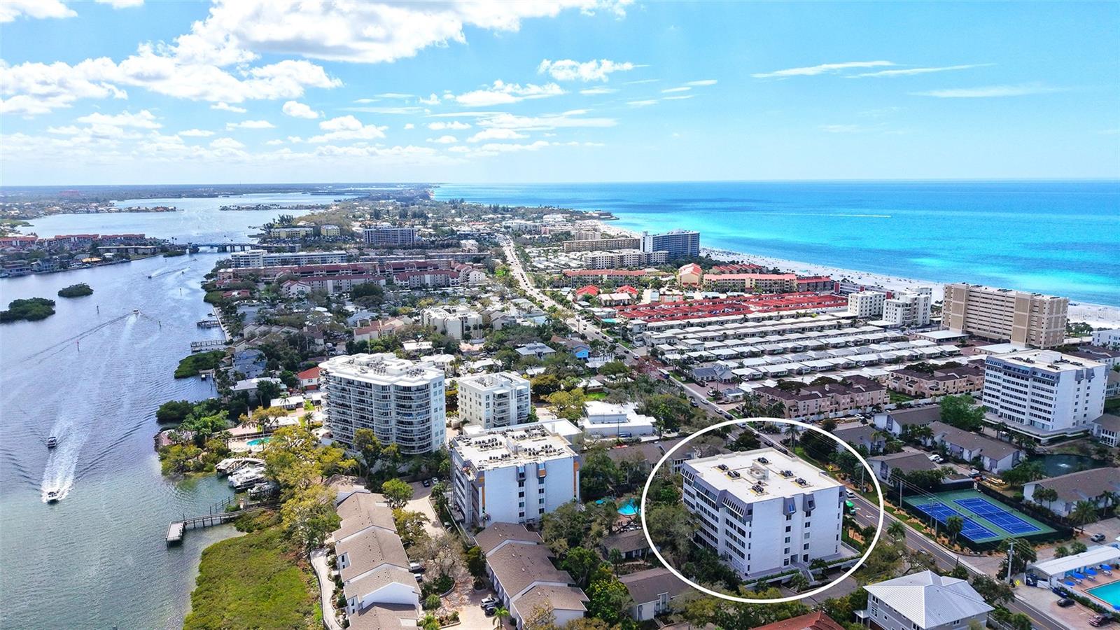 Image 24 of 35 For 1200 East Peppertree Lane  302