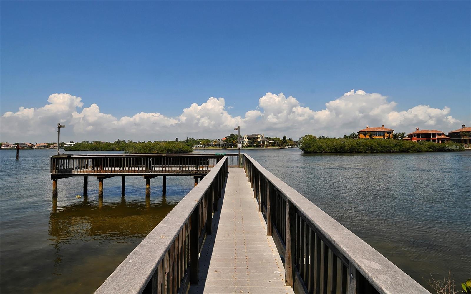 Image 31 of 35 For 1200 East Peppertree Lane  302