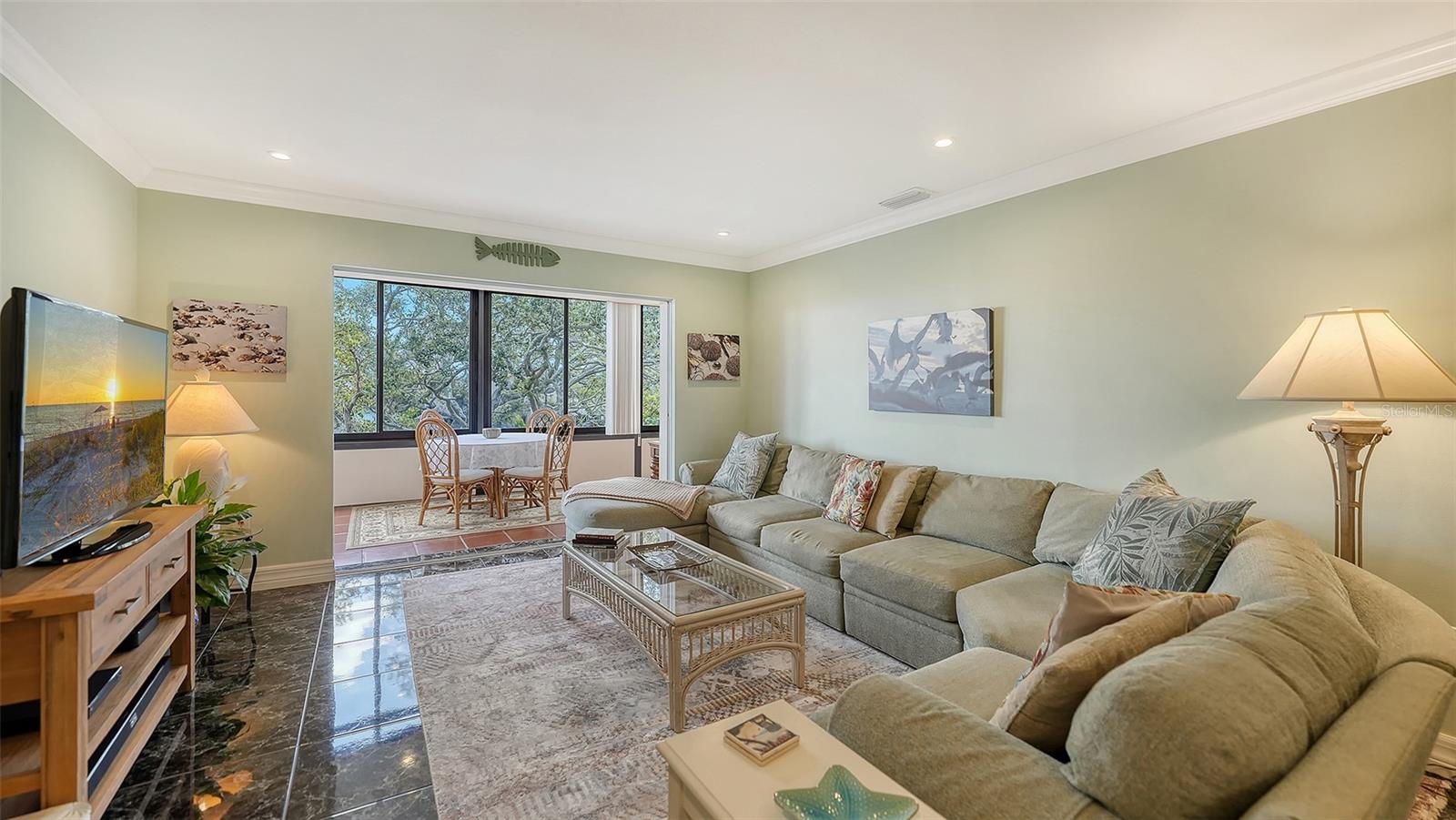 Image 9 of 35 For 1200 East Peppertree Lane  302