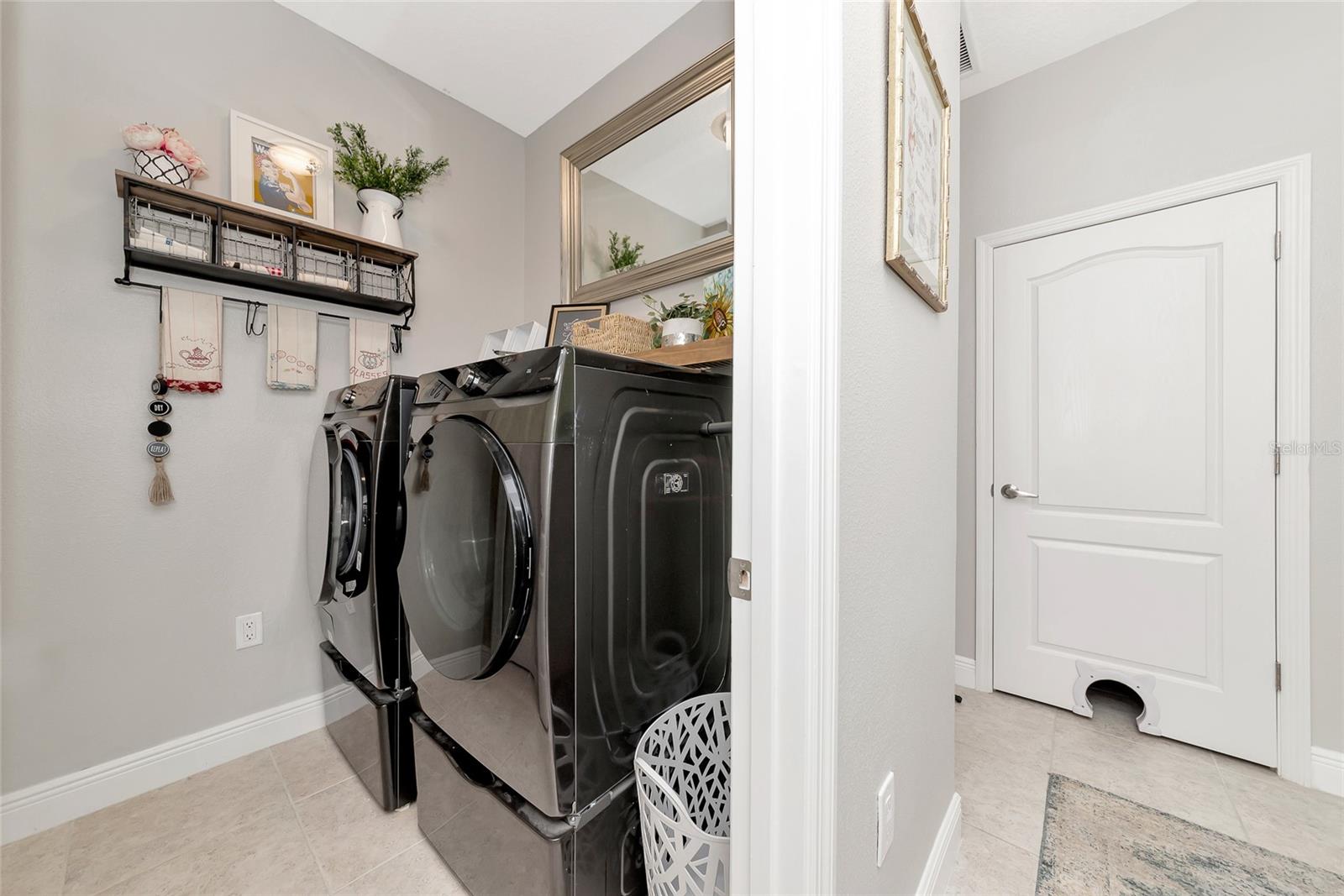 Image 21 of 50 For 4207 Cottage Hill Avenue