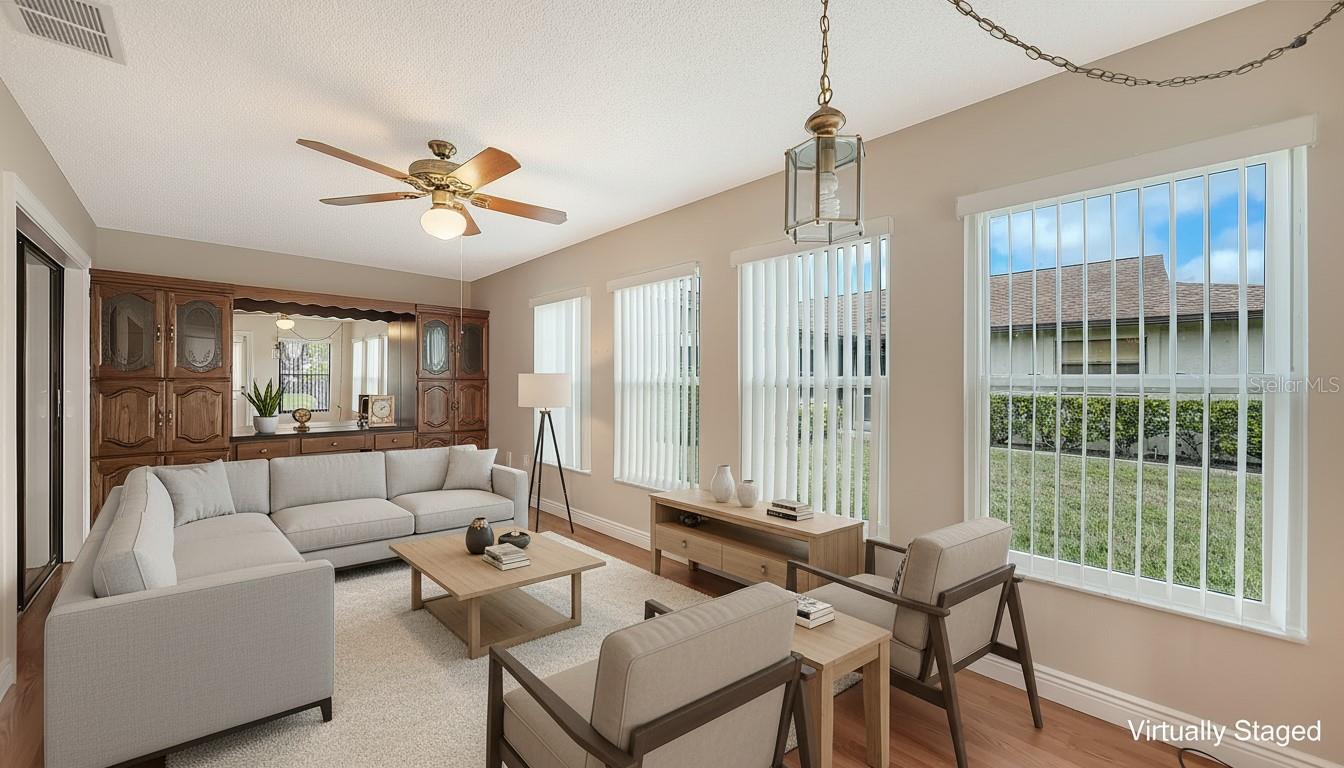 Image 14 of 46 For 4767 Oak Hill Court 48