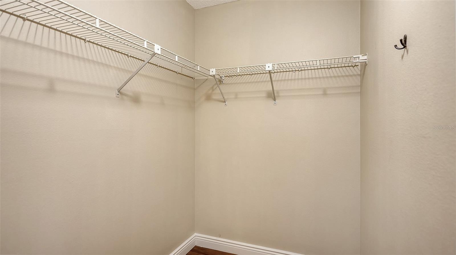 Image 28 of 46 For 4767 Oak Hill Court 48