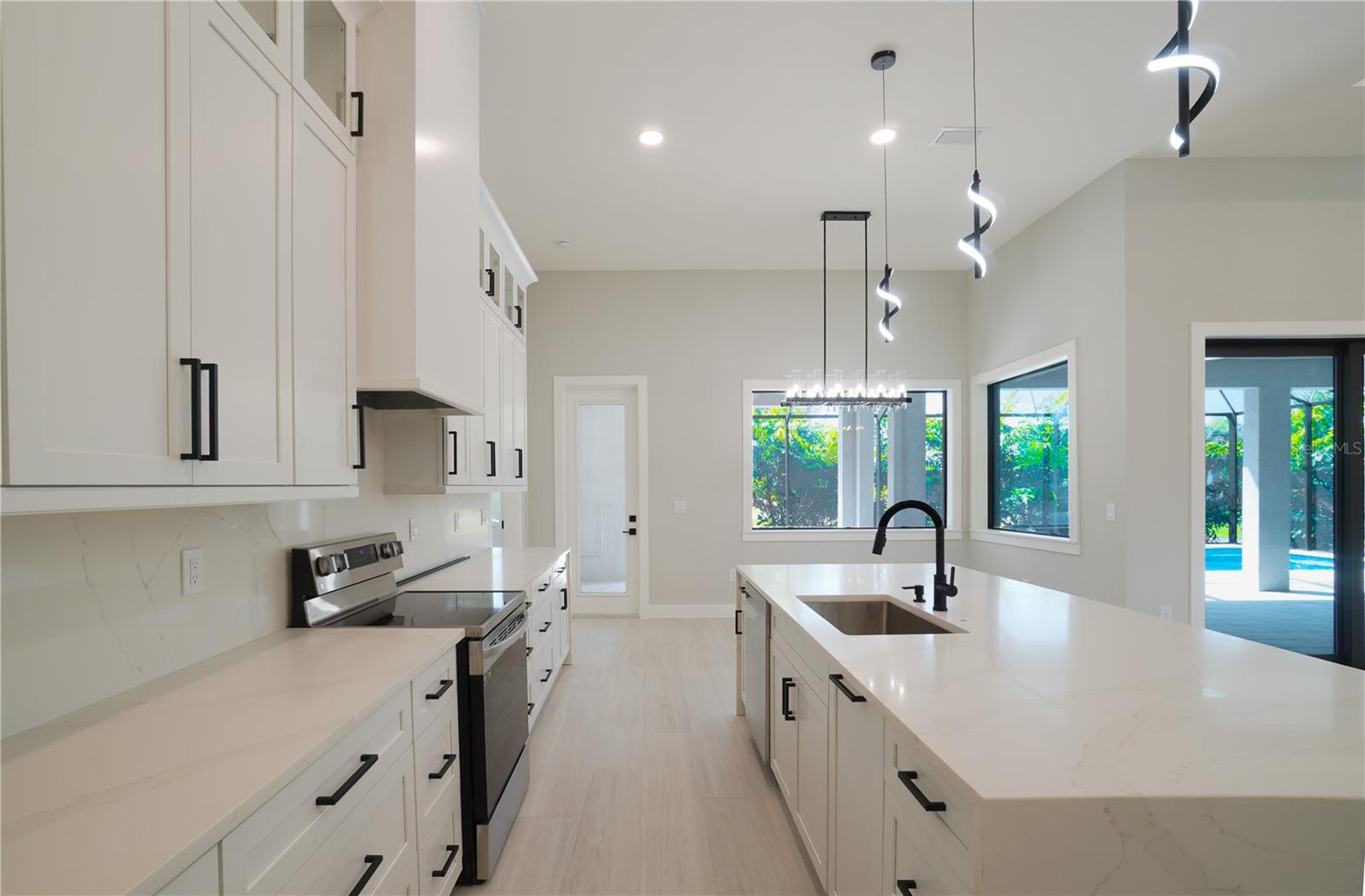 Image 19 of 50 For 1 White Marsh Road