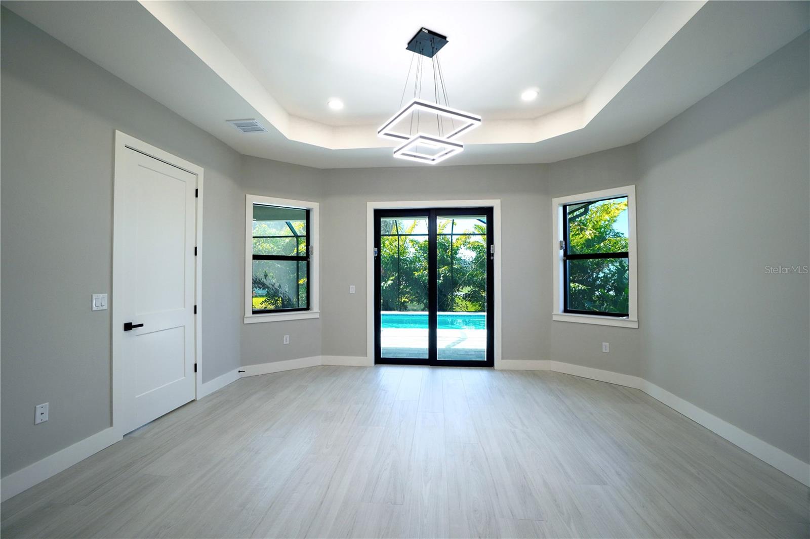 Image 23 of 50 For 1 White Marsh Road