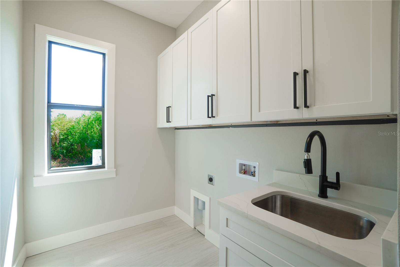 Image 38 of 50 For 1 White Marsh Road