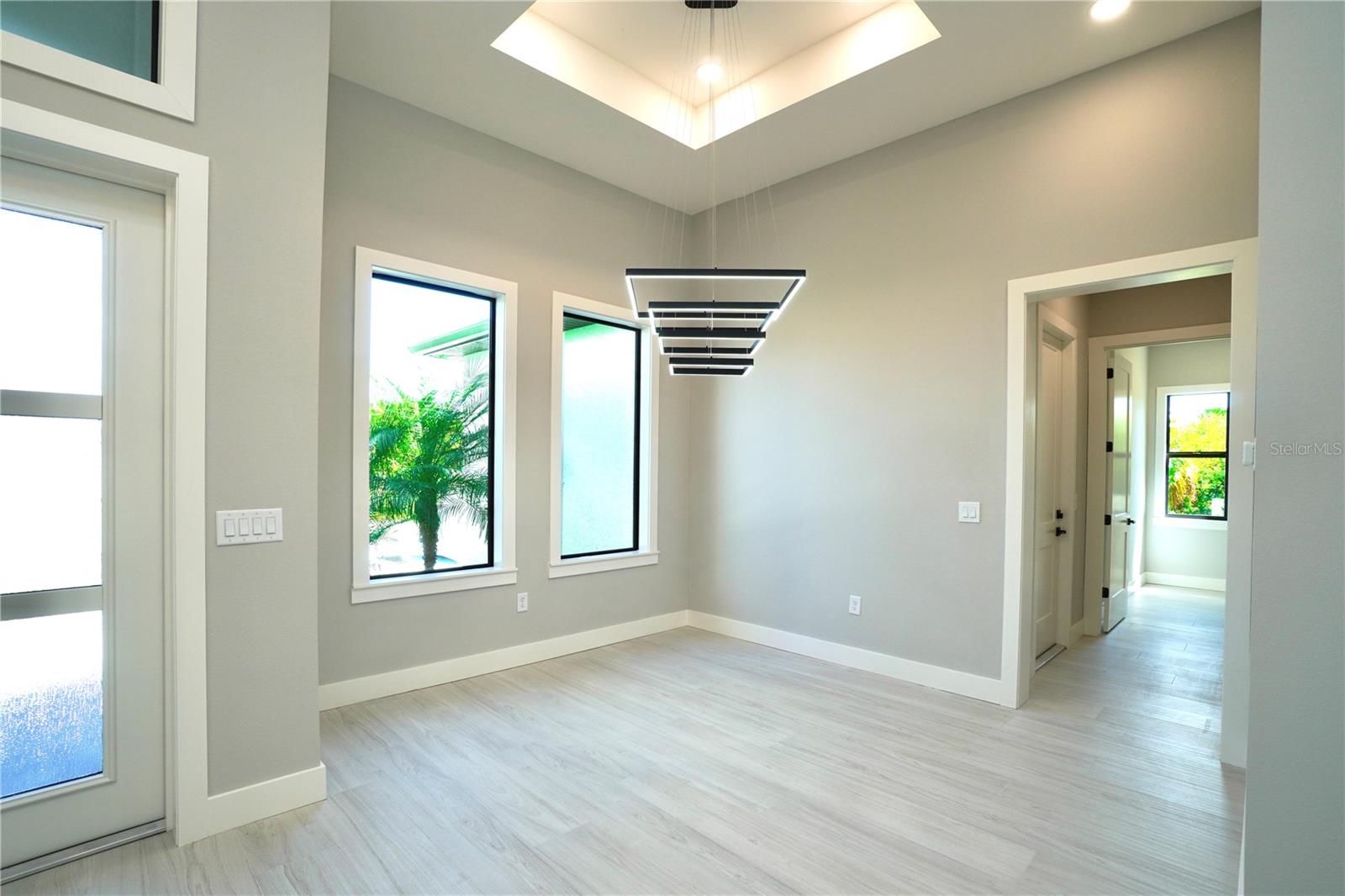 Image 9 of 50 For 1 White Marsh Road