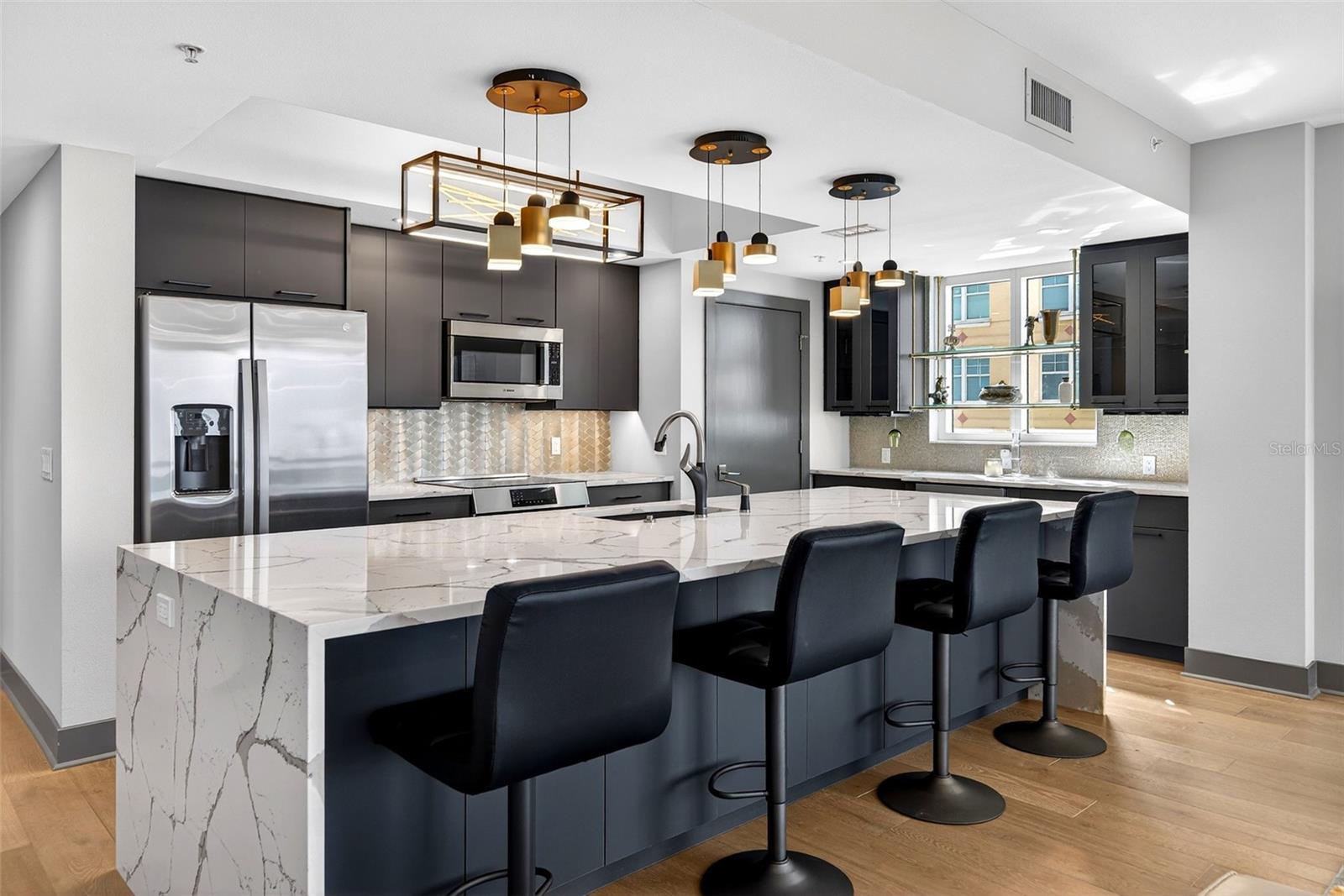 Image 12 of 60 For 800 Tamiami Trail 1217