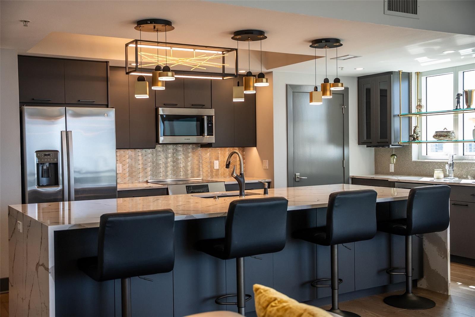 Image 20 of 60 For 800 Tamiami Trail 1217