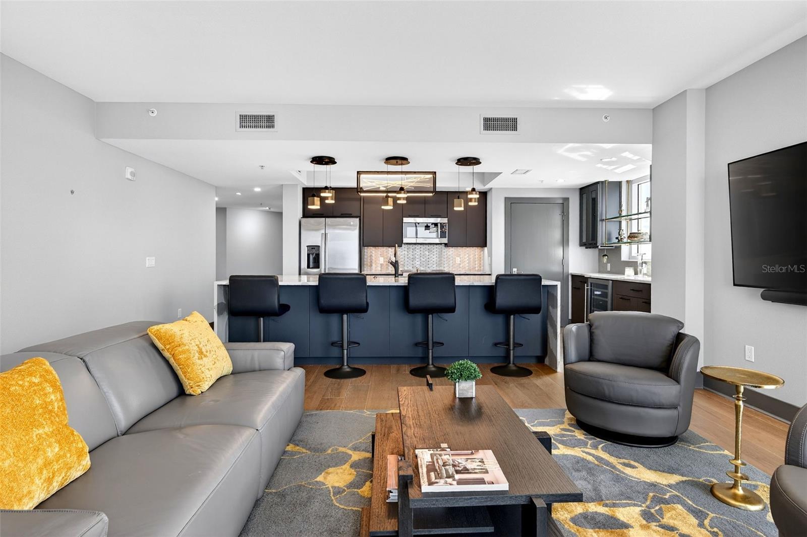 Image 22 of 60 For 800 Tamiami Trail 1217