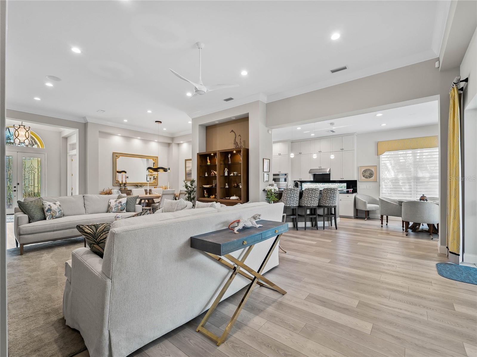 Image 11 of 58 For 8316 Abingdon Court