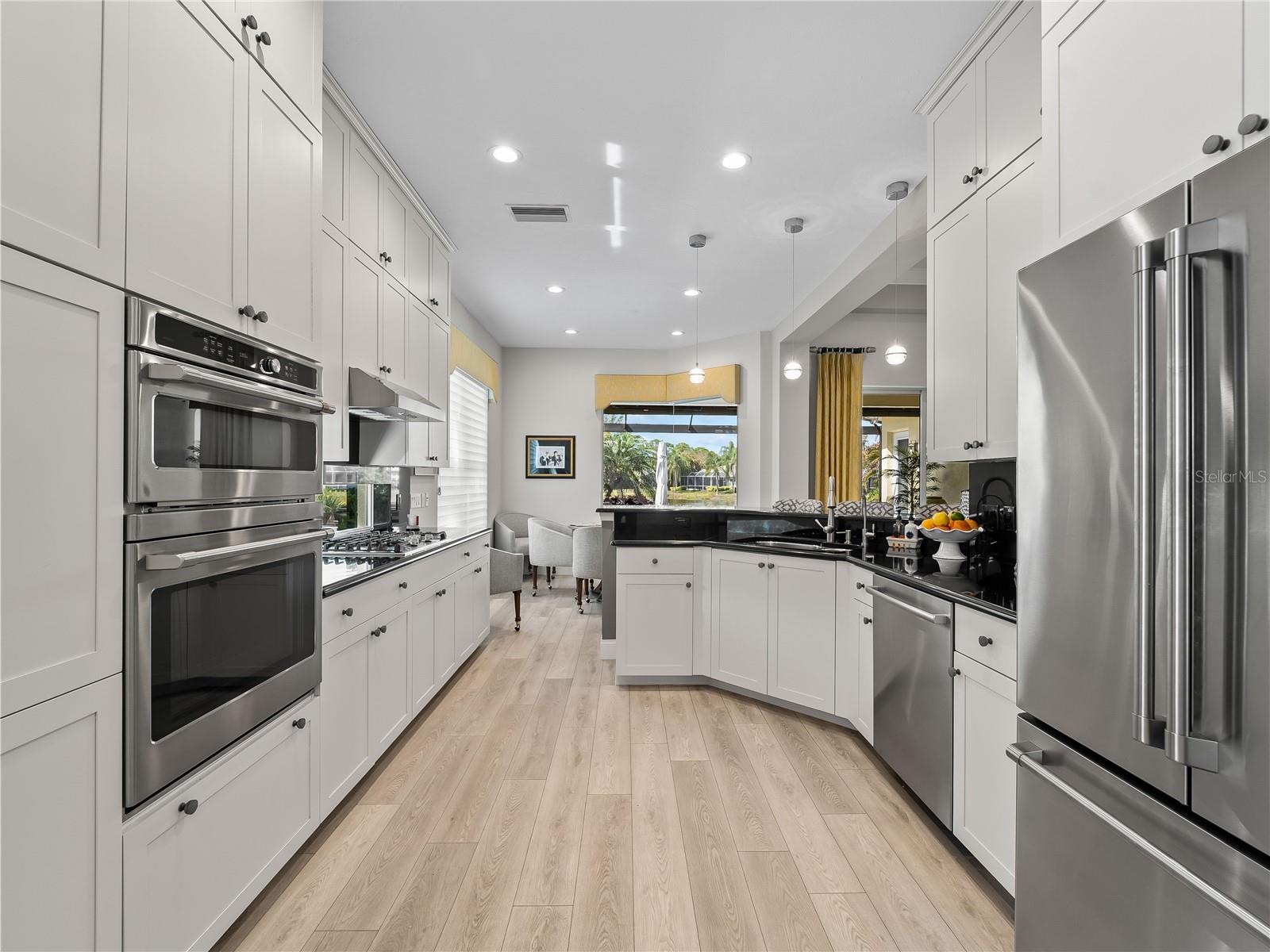 Image 16 of 58 For 8316 Abingdon Court