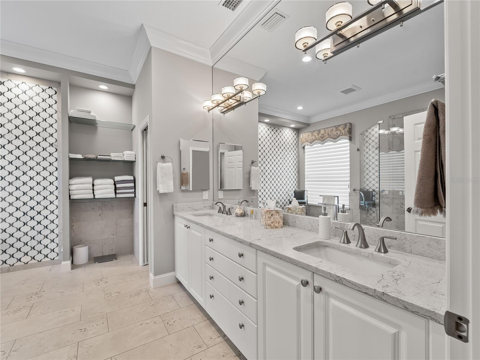 Image 25 of 58 For 8316 Abingdon Court