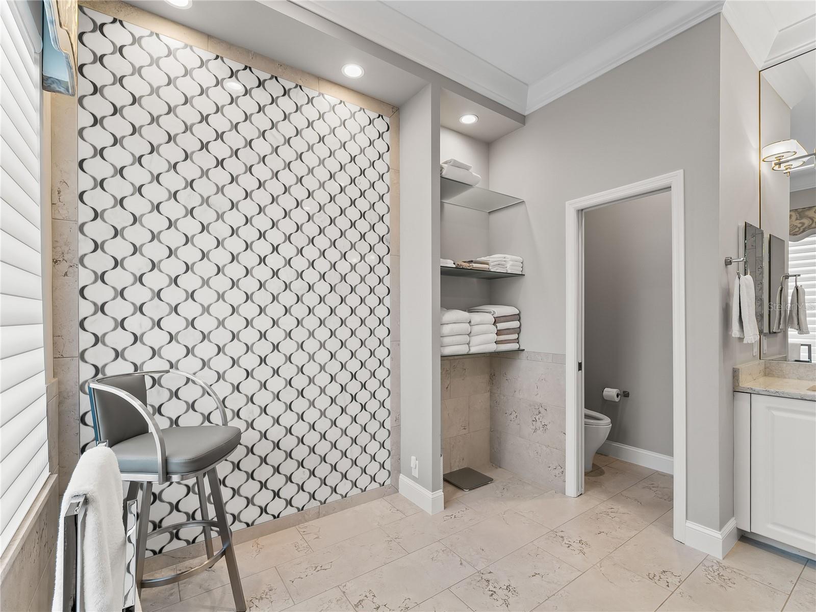 Image 27 of 58 For 8316 Abingdon Court