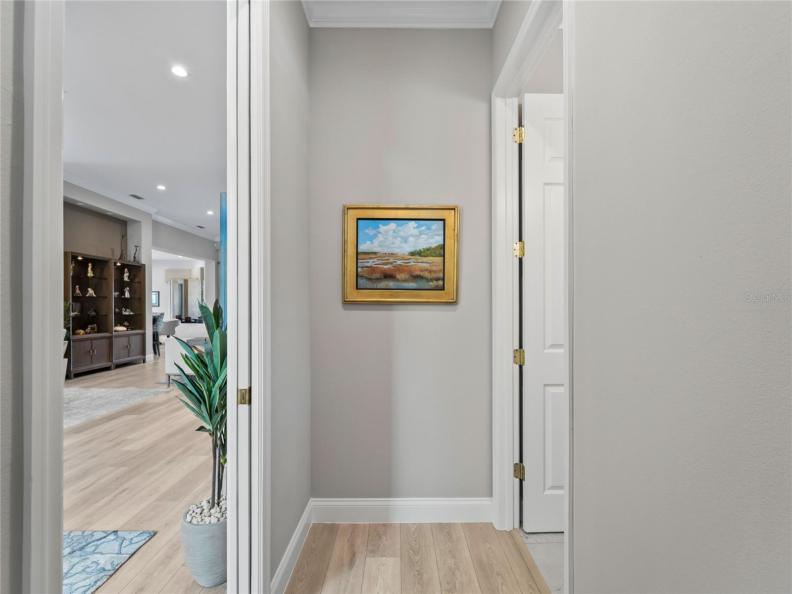 Image 33 of 58 For 8316 Abingdon Court