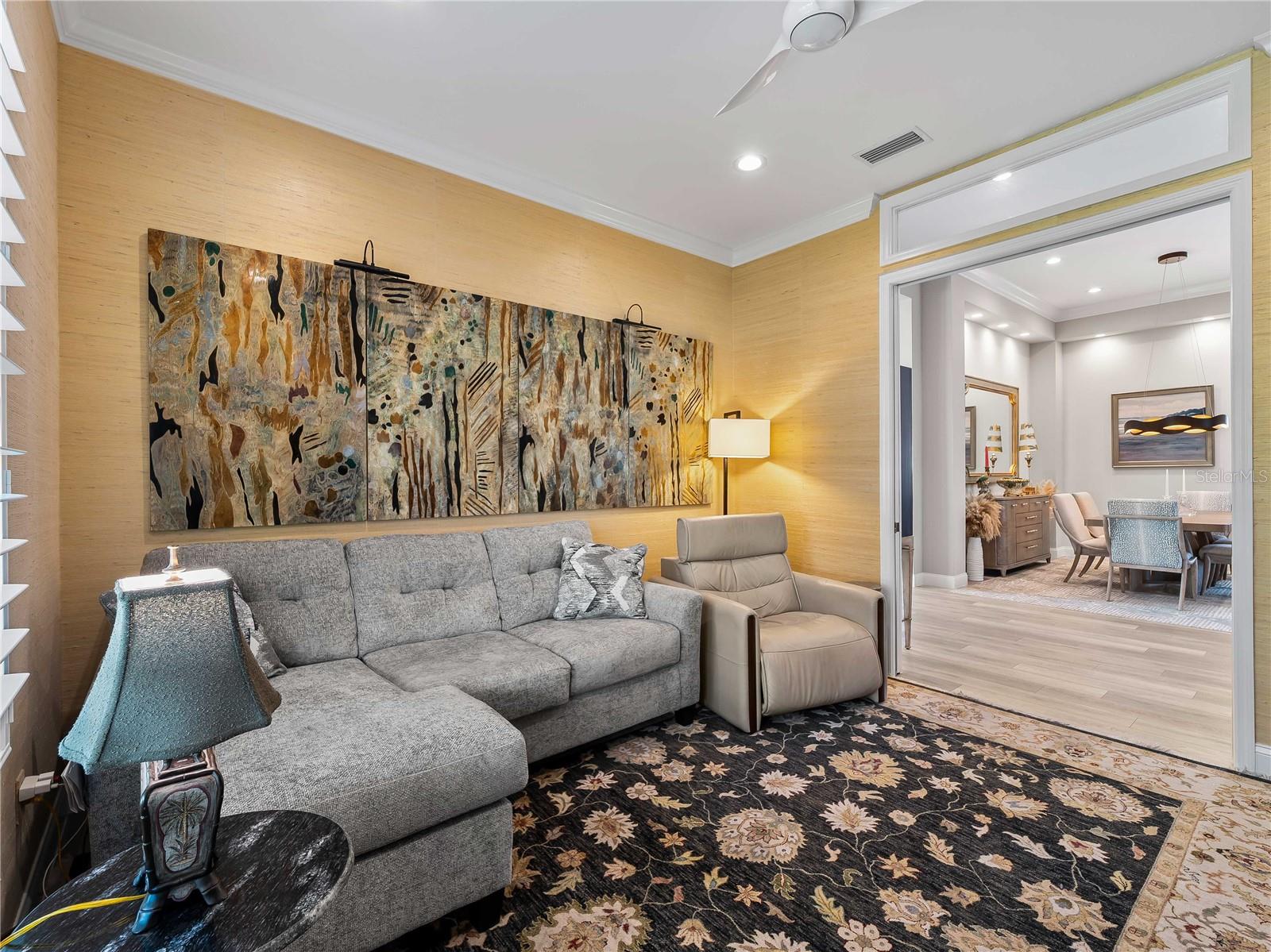 Image 39 of 58 For 8316 Abingdon Court