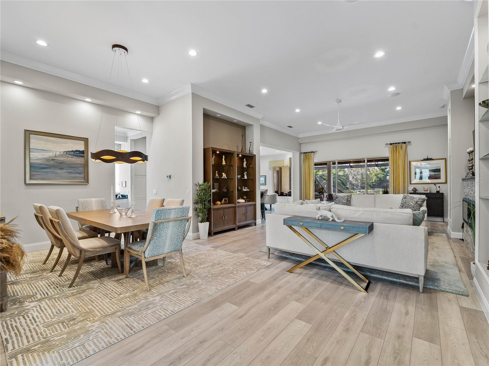 Image 7 of 58 For 8316 Abingdon Court