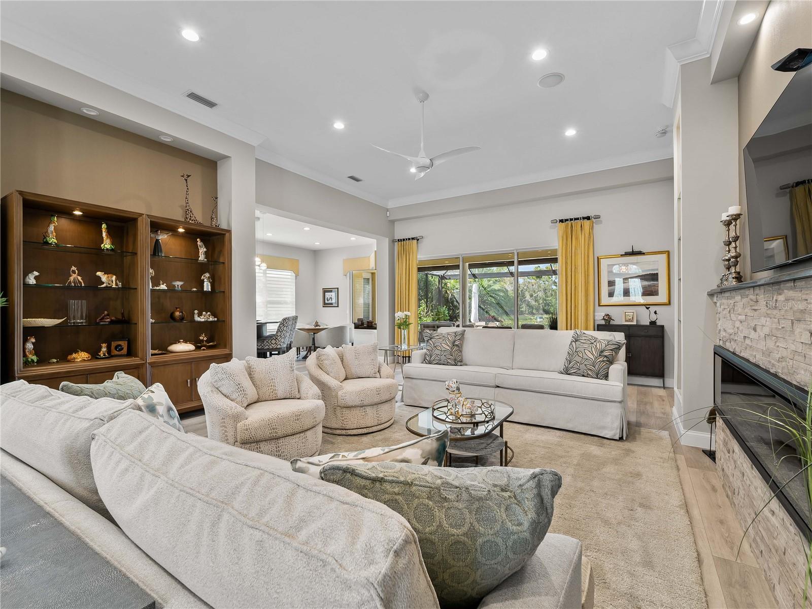 Image 9 of 58 For 8316 Abingdon Court