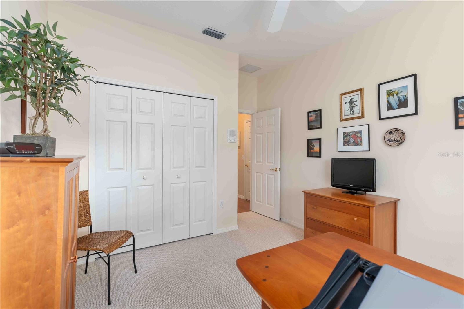 Image 29 of 45 For 5149 Far Oak Circle