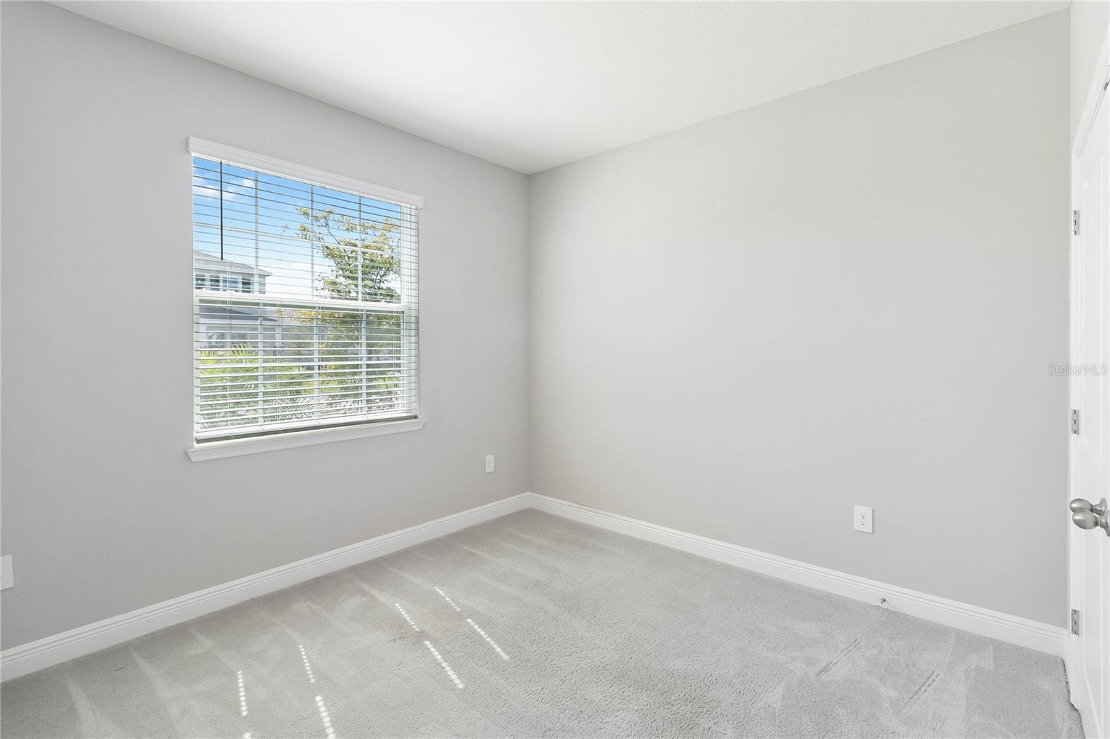 Image 8 of 16 For 17809 Cantarina Cove