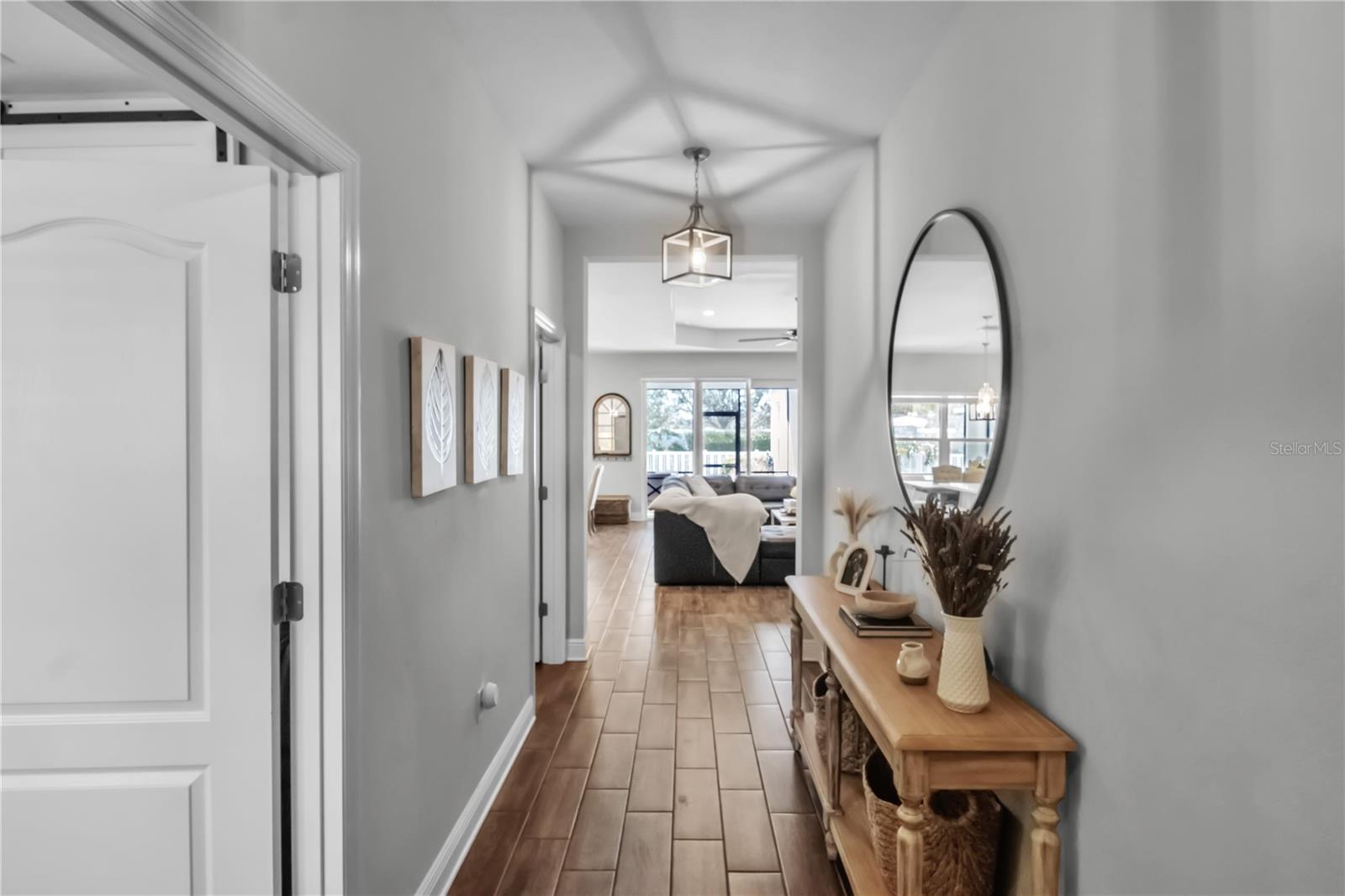 Image 3 of 49 For 7798 Ridgelake Circle