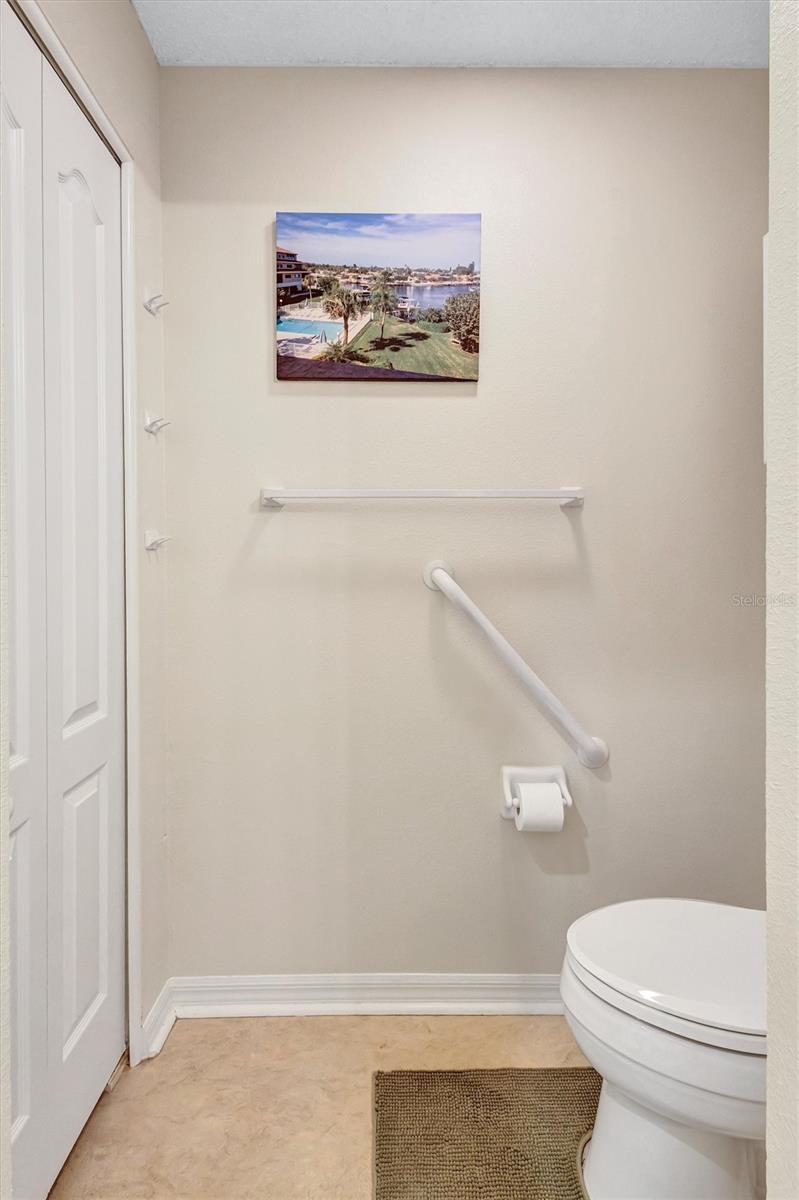 Image 41 of 64 For 2215 Worthington Greens Drive 20