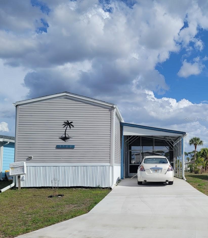 Image 31 of 48 For 5700 Holiday Park Boulevard