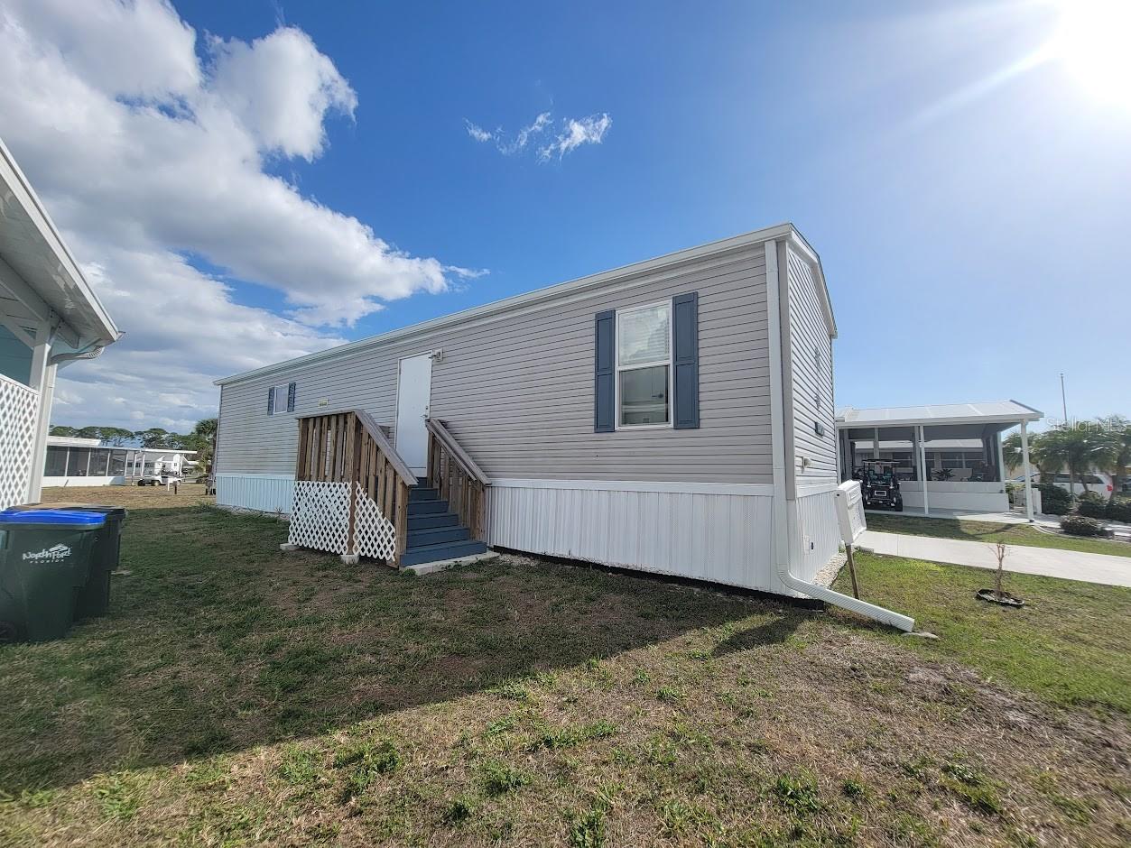 Image 32 of 48 For 5700 Holiday Park Boulevard