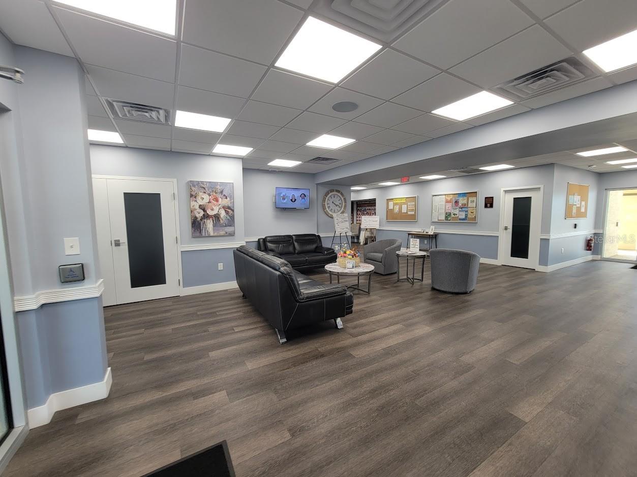 Image 39 of 48 For 5700 Holiday Park Boulevard