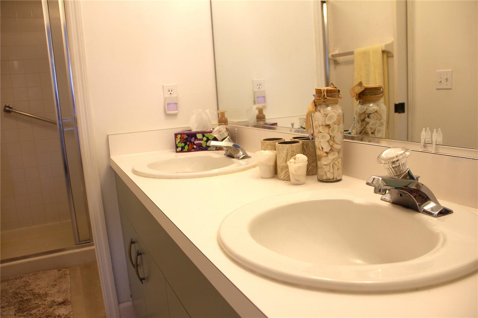 Image 28 of 35 For 204 Silver Lake Drive 102