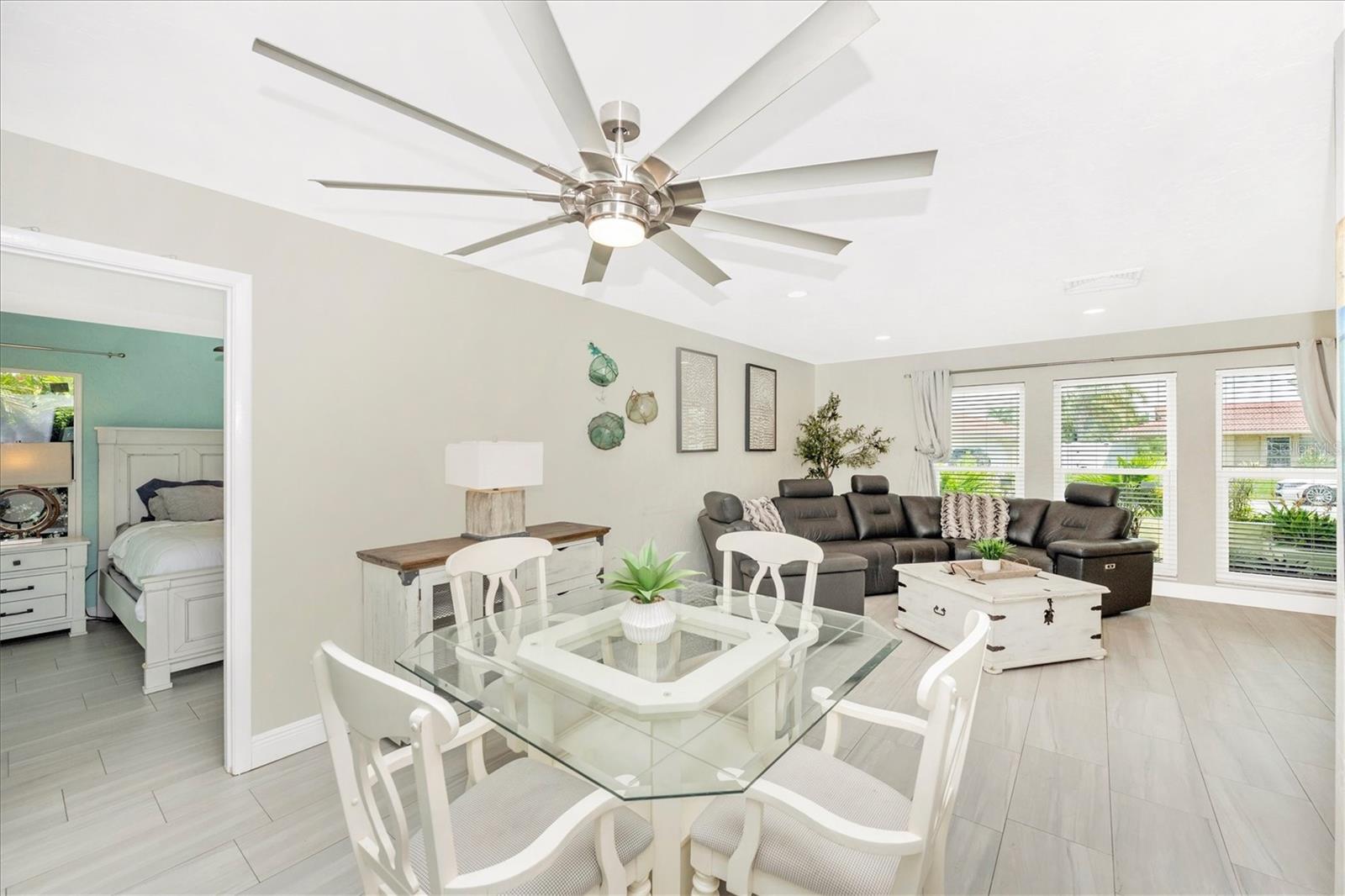 Image 12 of 54 For 2920 Captiva Drive