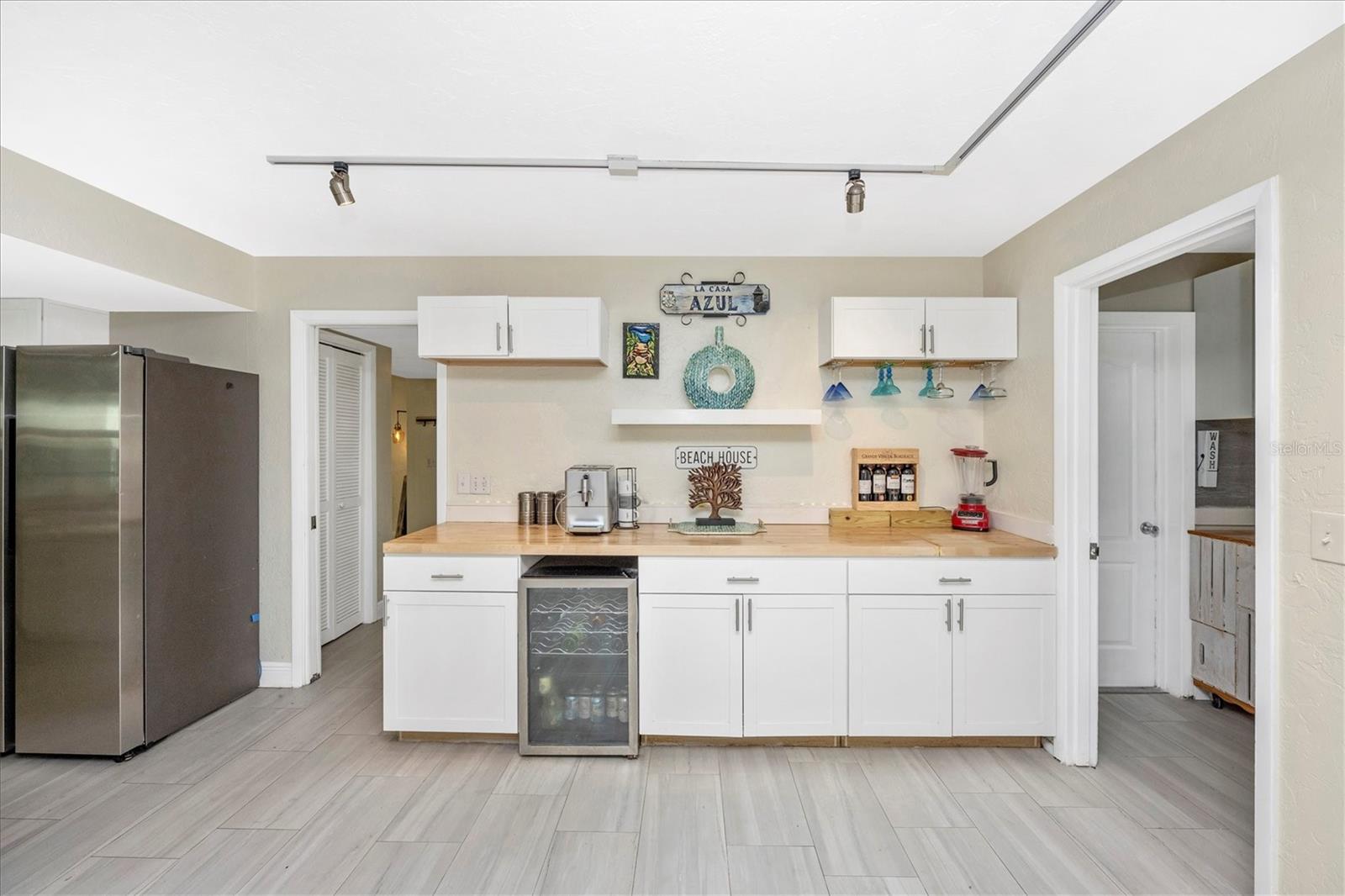 Image 37 of 54 For 2920 Captiva Drive