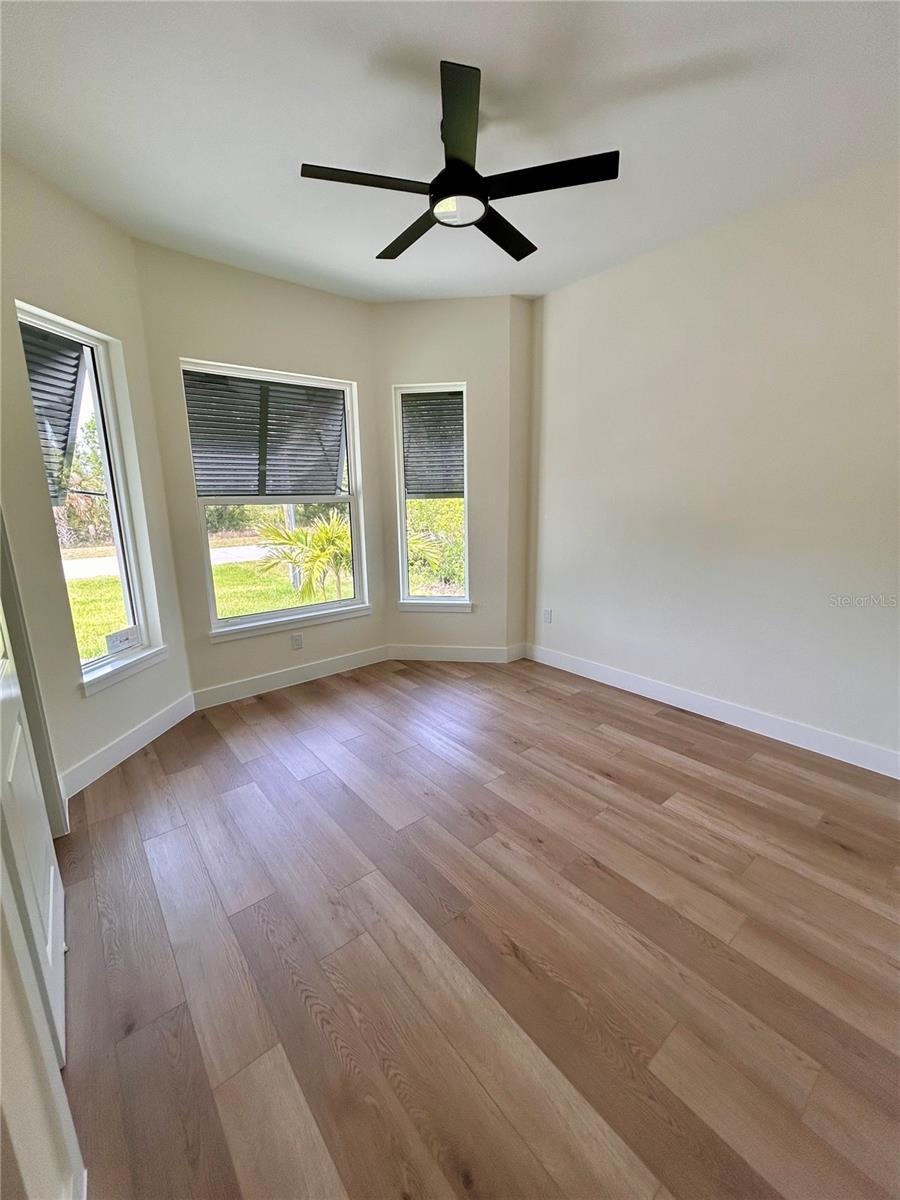 Image 19 of 24 For 309 Sunset Road