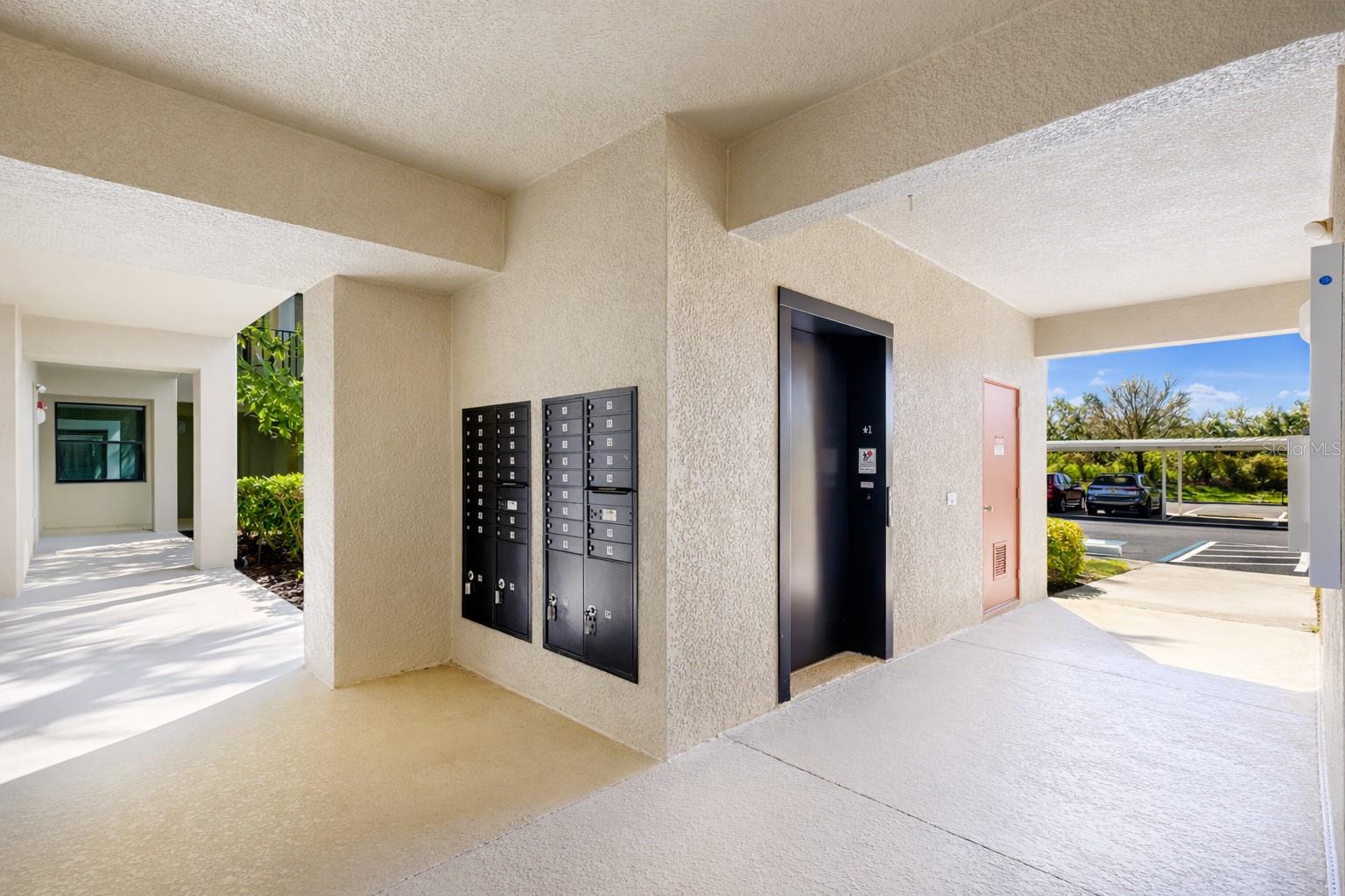 Image 27 of 55 For 7005 River Hammock Drive 304