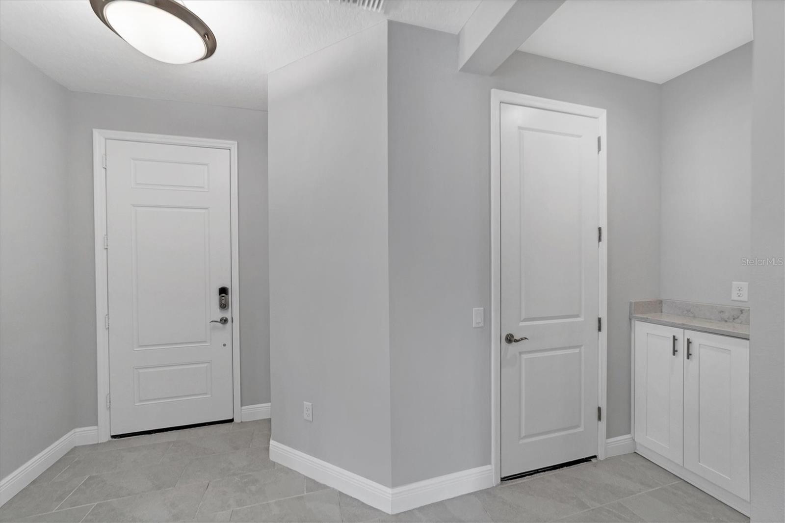 Image 10 of 77 For 10117 Spruce River Way