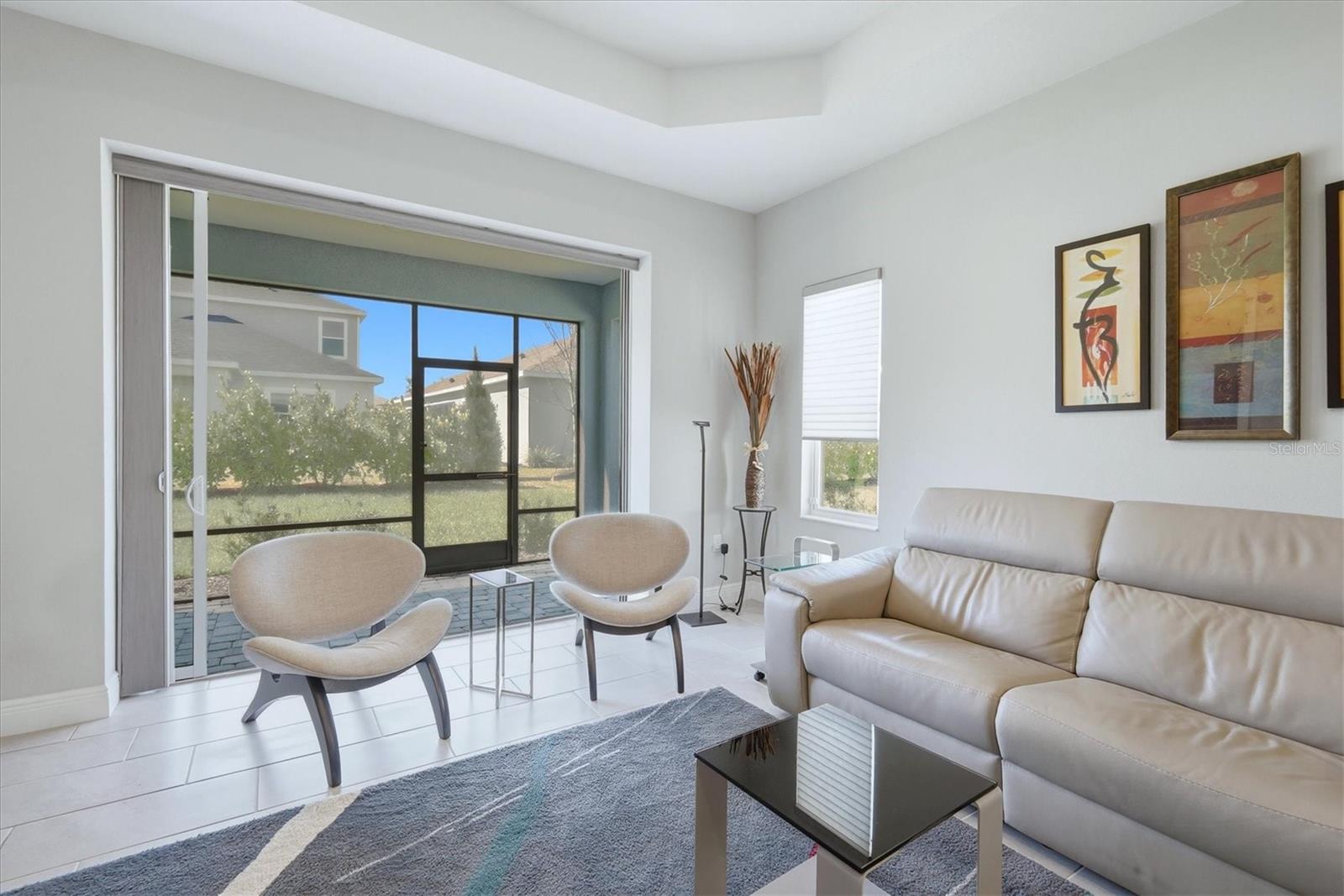 Image 17 of 77 For 10117 Spruce River Way