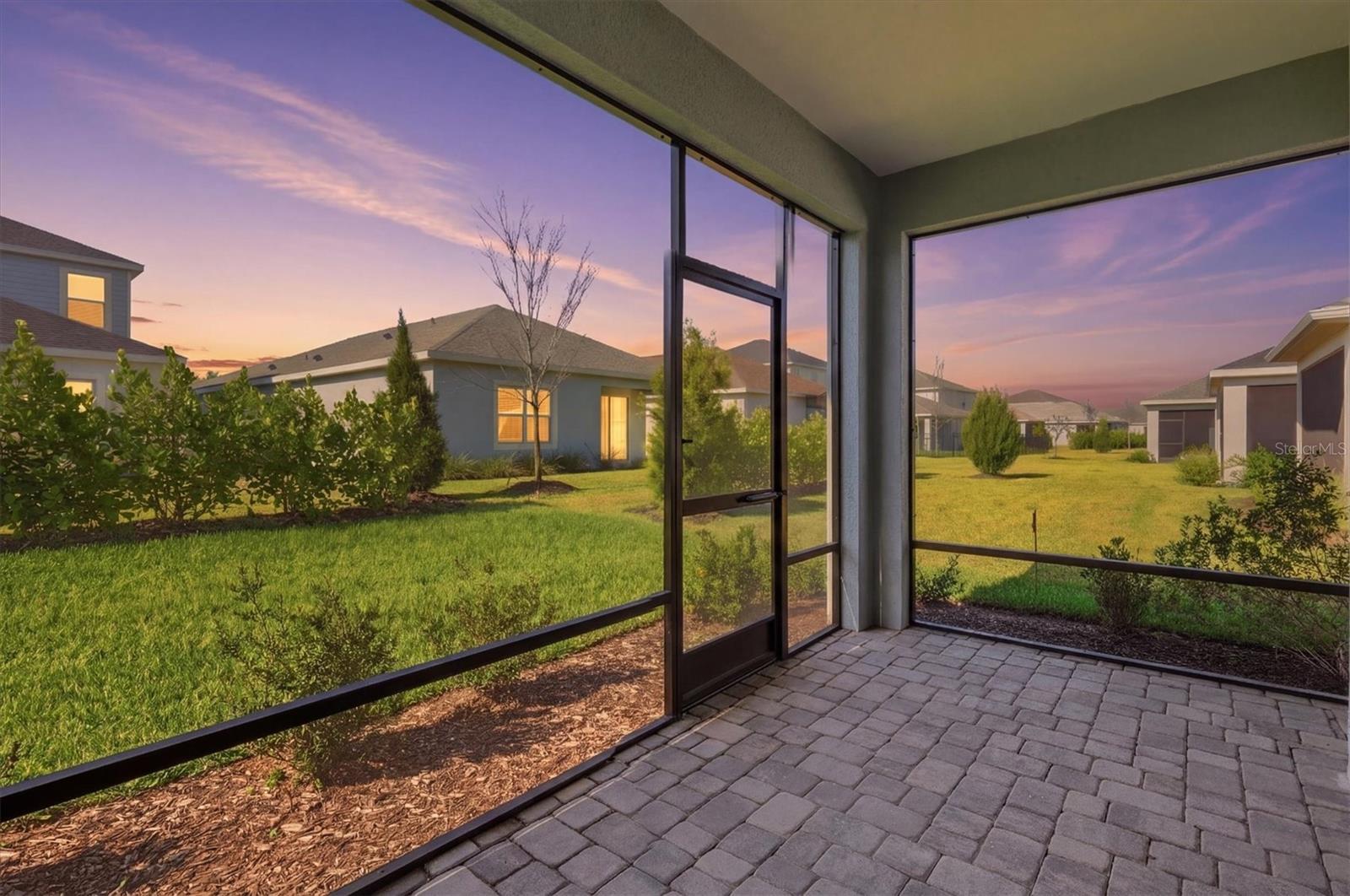 Image 19 of 77 For 10117 Spruce River Way