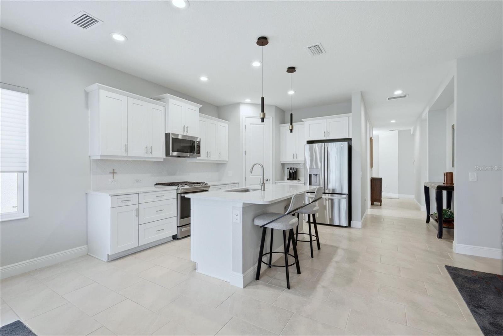 Image 22 of 77 For 10117 Spruce River Way