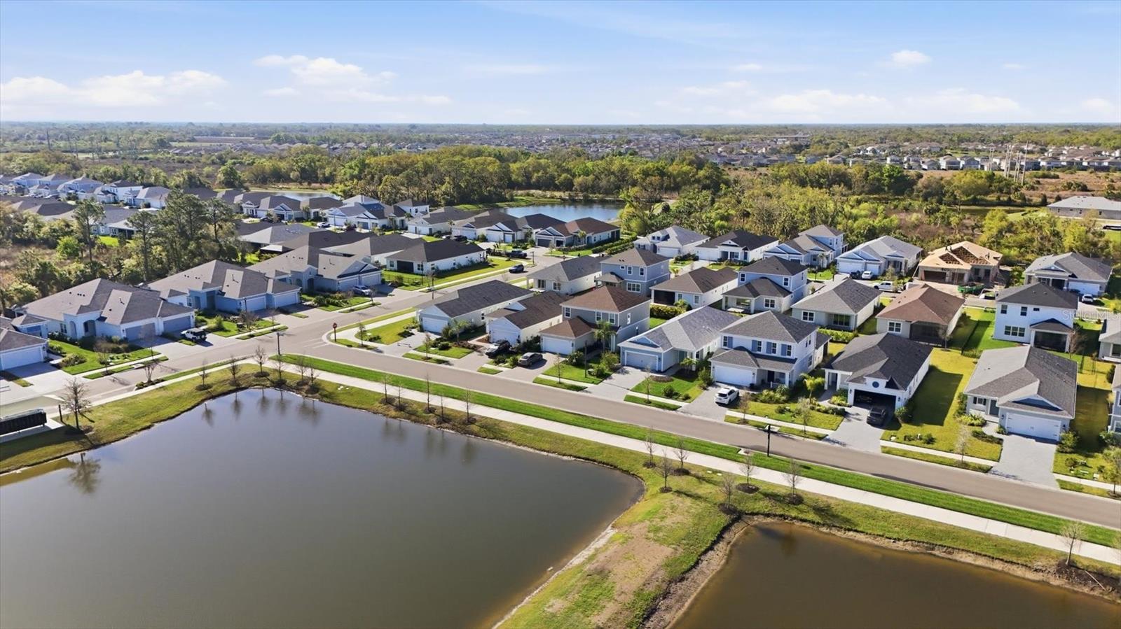 Image 3 of 77 For 10117 Spruce River Way