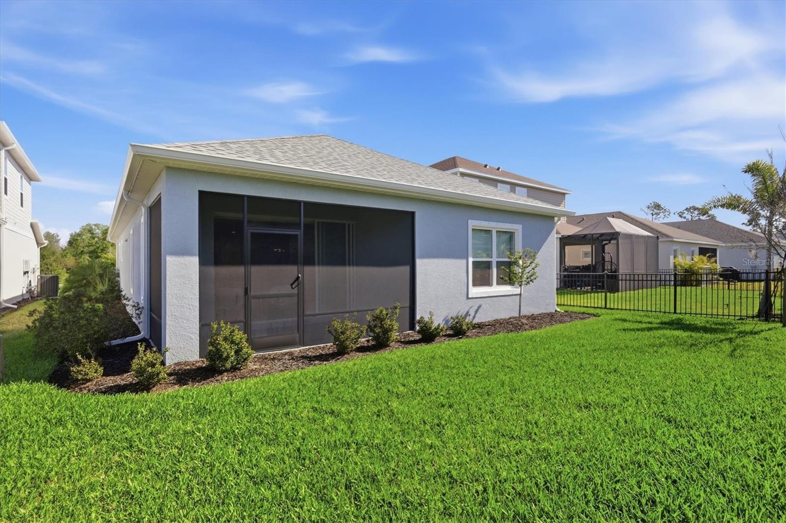 Image 36 of 77 For 10117 Spruce River Way