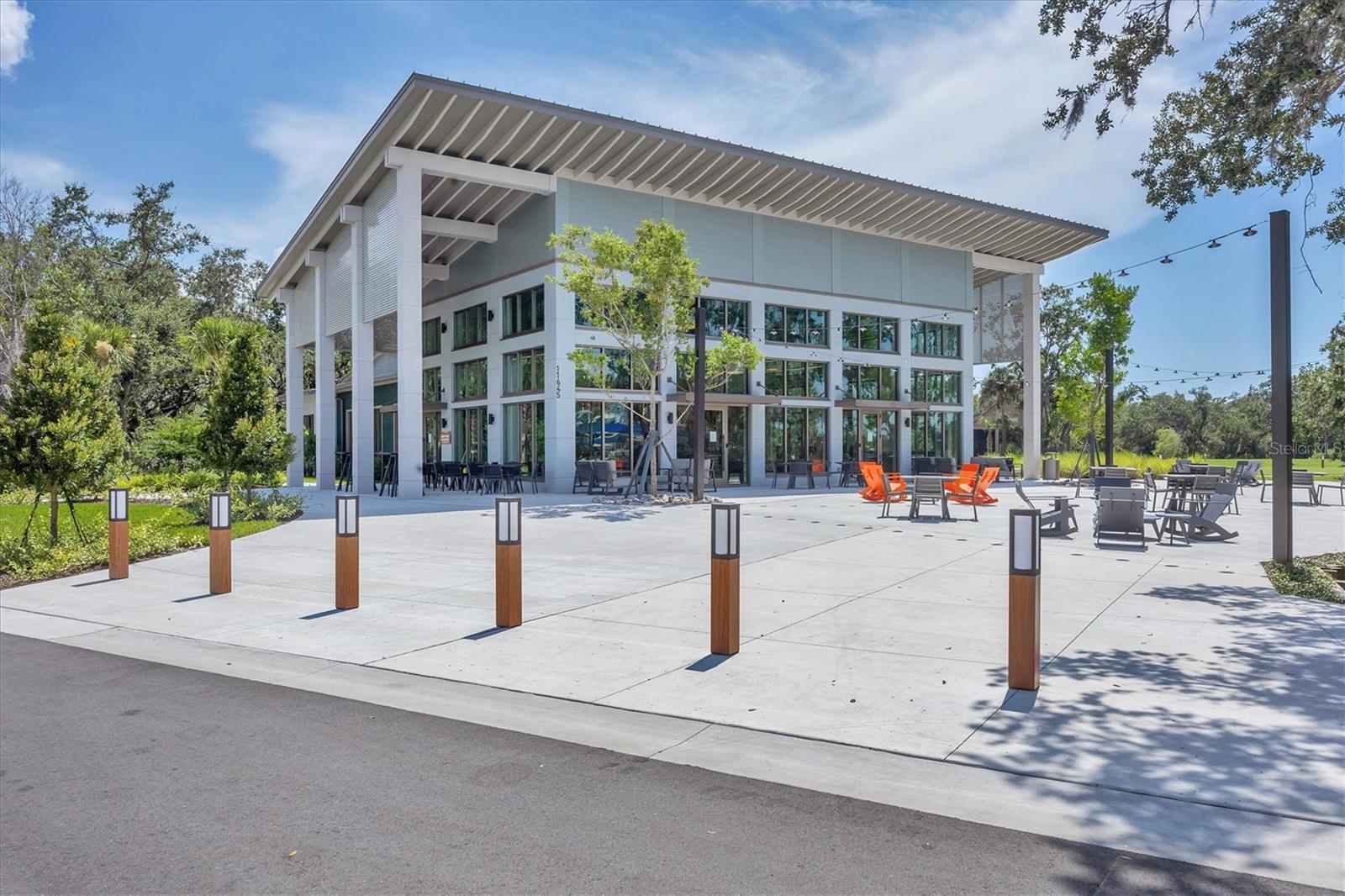 Image 50 of 77 For 10117 Spruce River Way