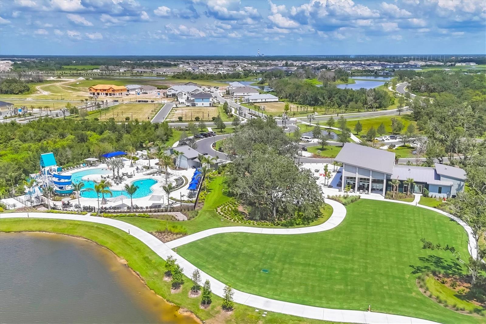 Image 56 of 77 For 10117 Spruce River Way