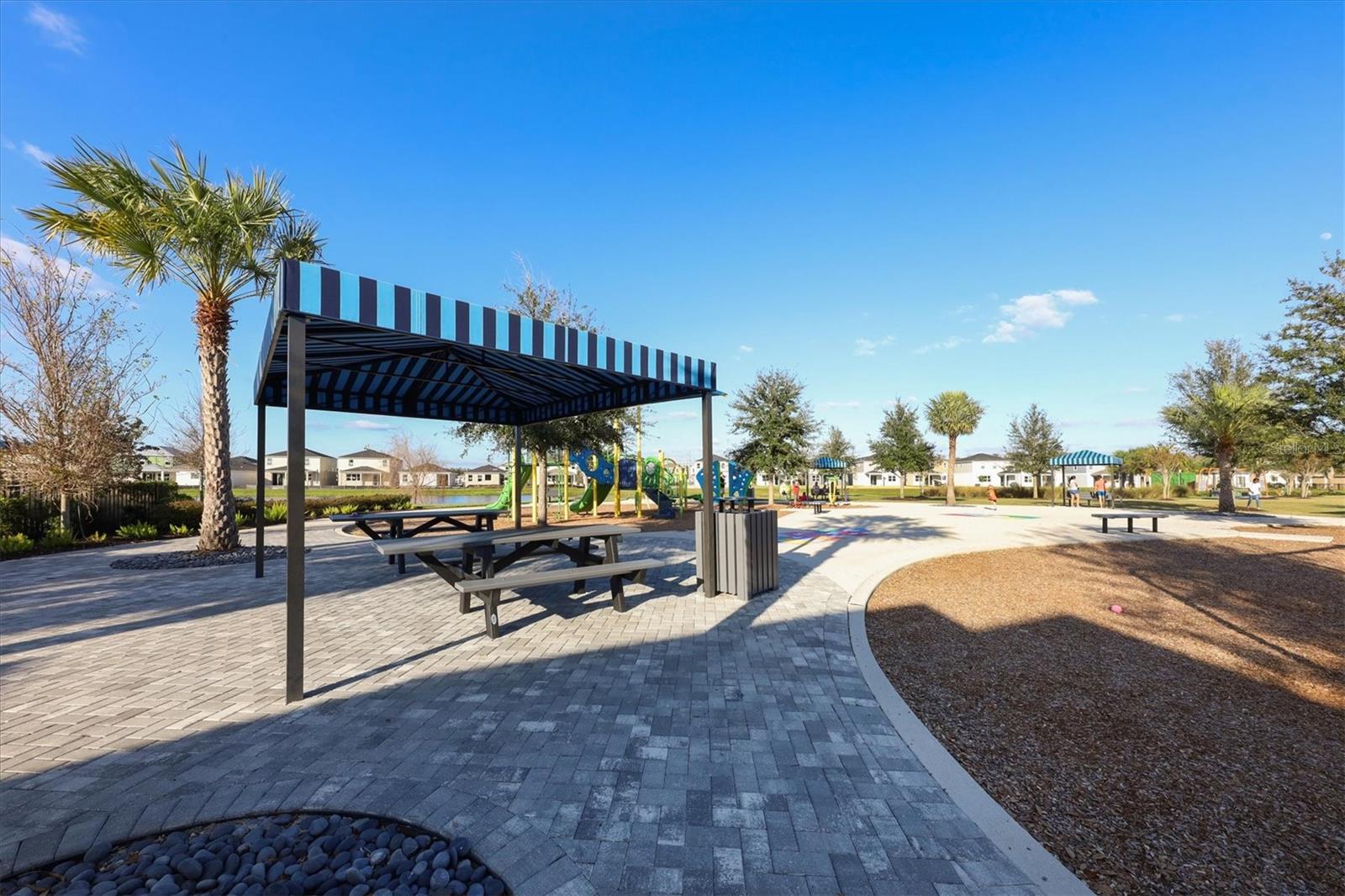 Image 60 of 77 For 10117 Spruce River Way