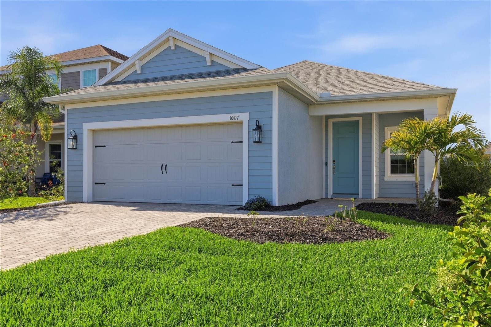 Image 7 of 77 For 10117 Spruce River Way