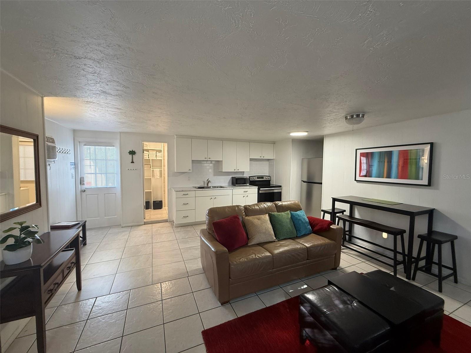 Image 54 of 75 For 828 Tuttle Avenue