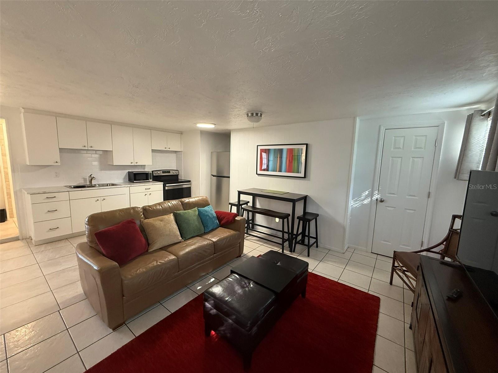 Image 57 of 75 For 828 Tuttle Avenue