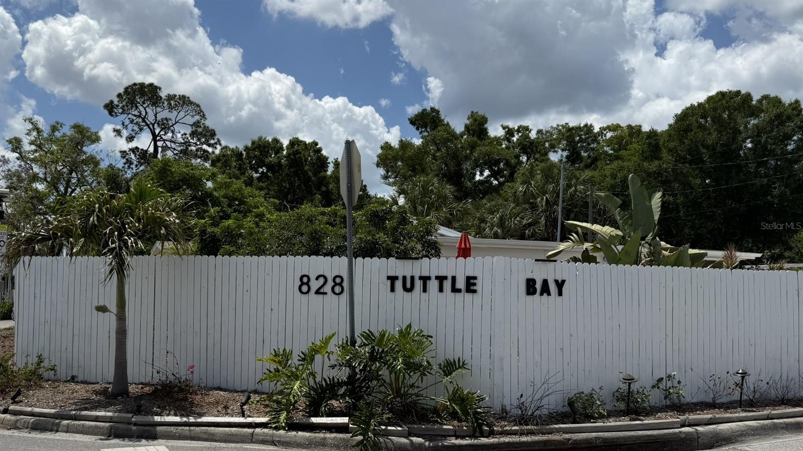 Image 74 of 75 For 828 Tuttle Avenue